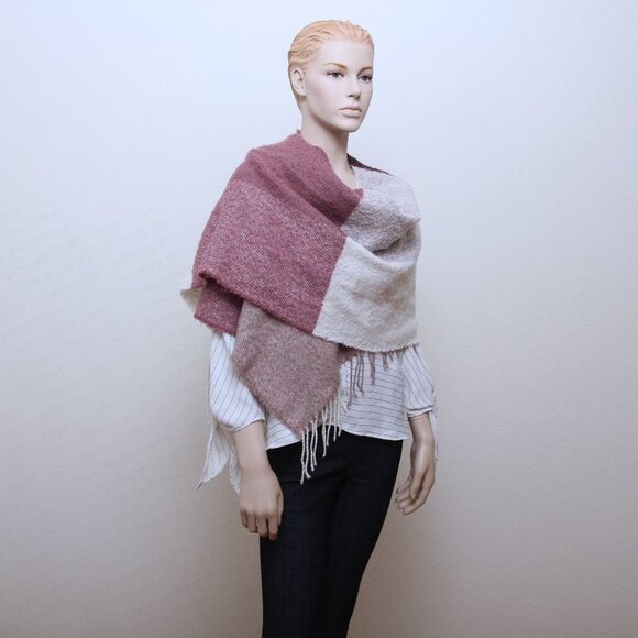 Aeropostale Striped Scarf - Picture 5 of 6